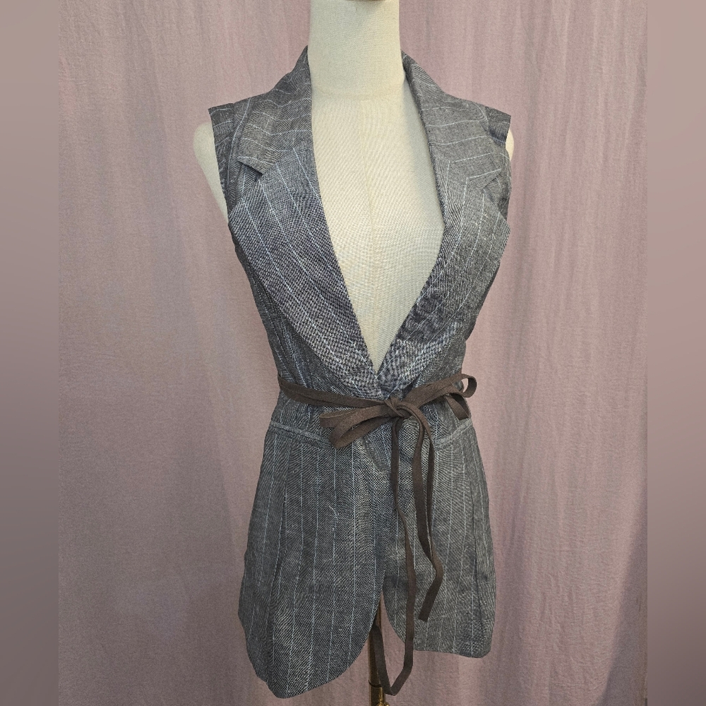 Lumiere Womens Pinstripe Linen Blend Sleeveless Belted Blazer Vest